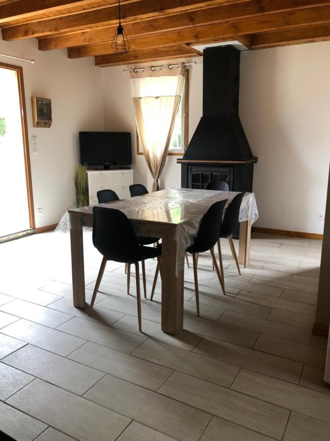 Gite Des Petites Fayes Sud La Douze Exteriör bild