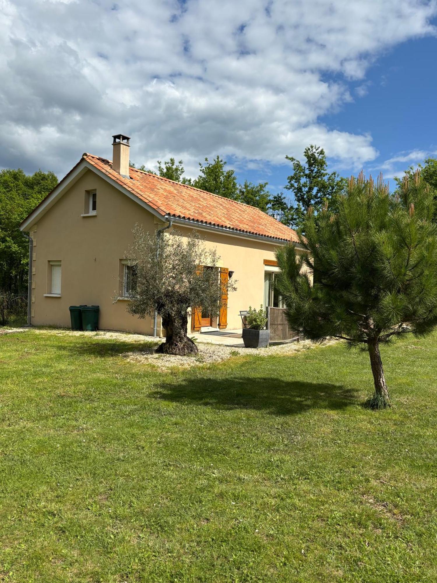 Gite Des Petites Fayes Sud La Douze Exteriör bild