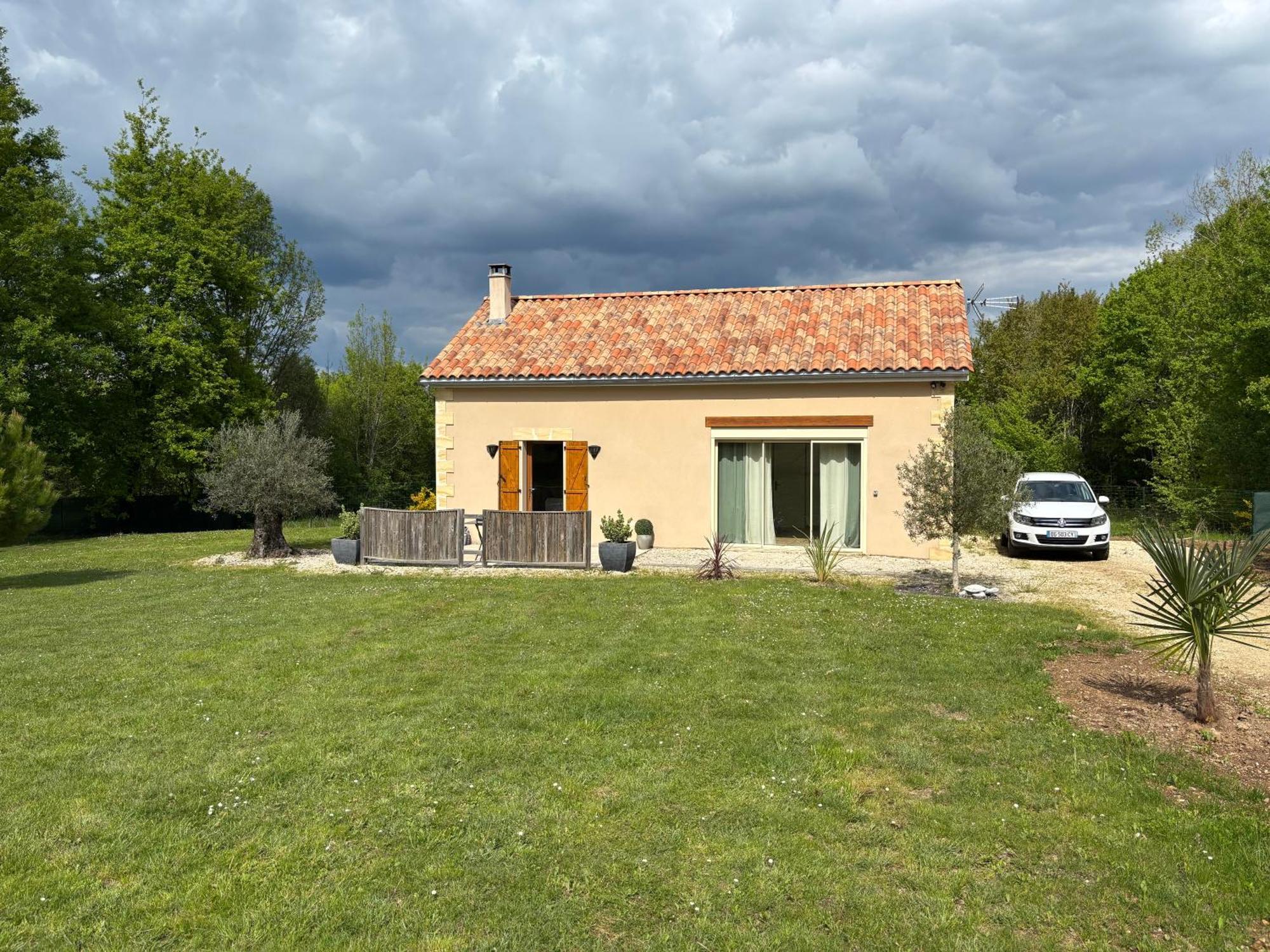 Gite Des Petites Fayes Sud La Douze Exteriör bild